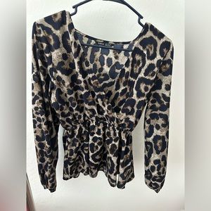 Leaped print ruffle hem